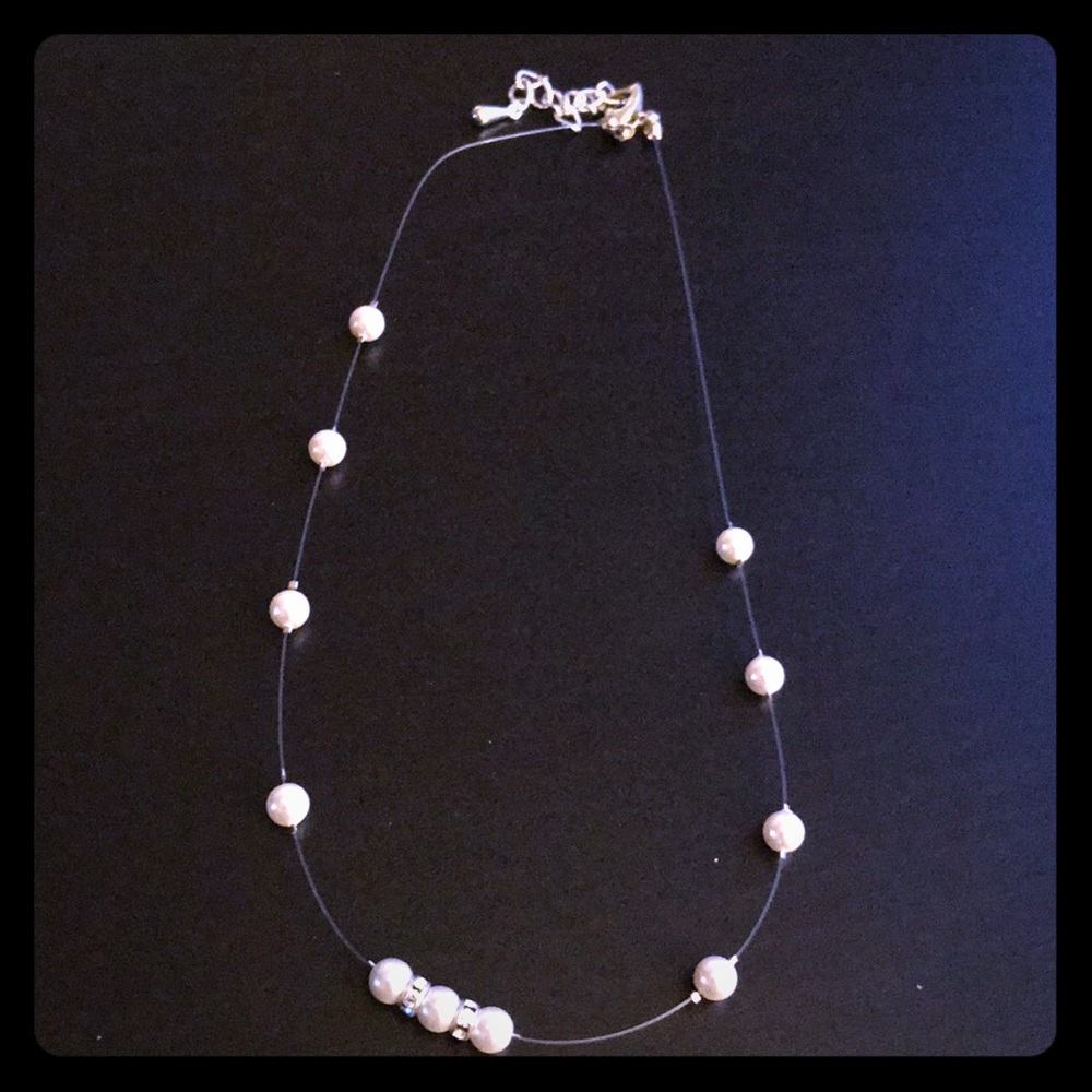 Pearl necklace‎